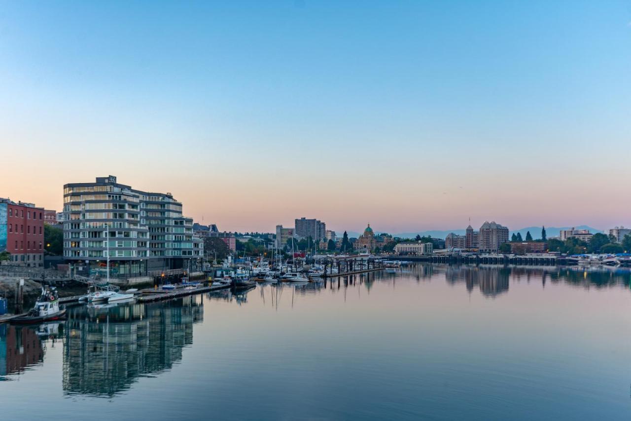 Victoria Regent Waterfront Hotel & Suites Ngoại thất bức ảnh