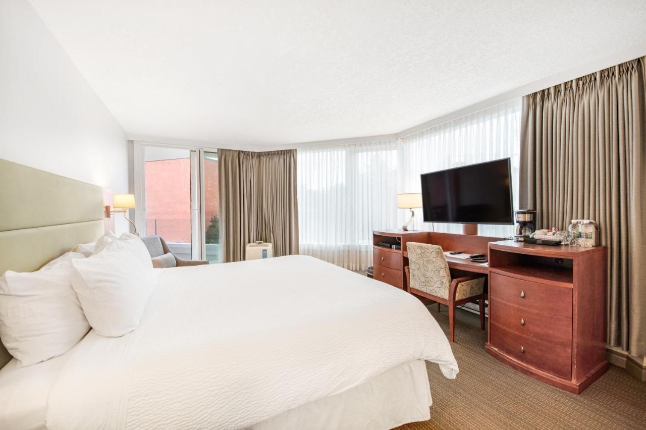 Victoria Regent Waterfront Hotel & Suites Ngoại thất bức ảnh