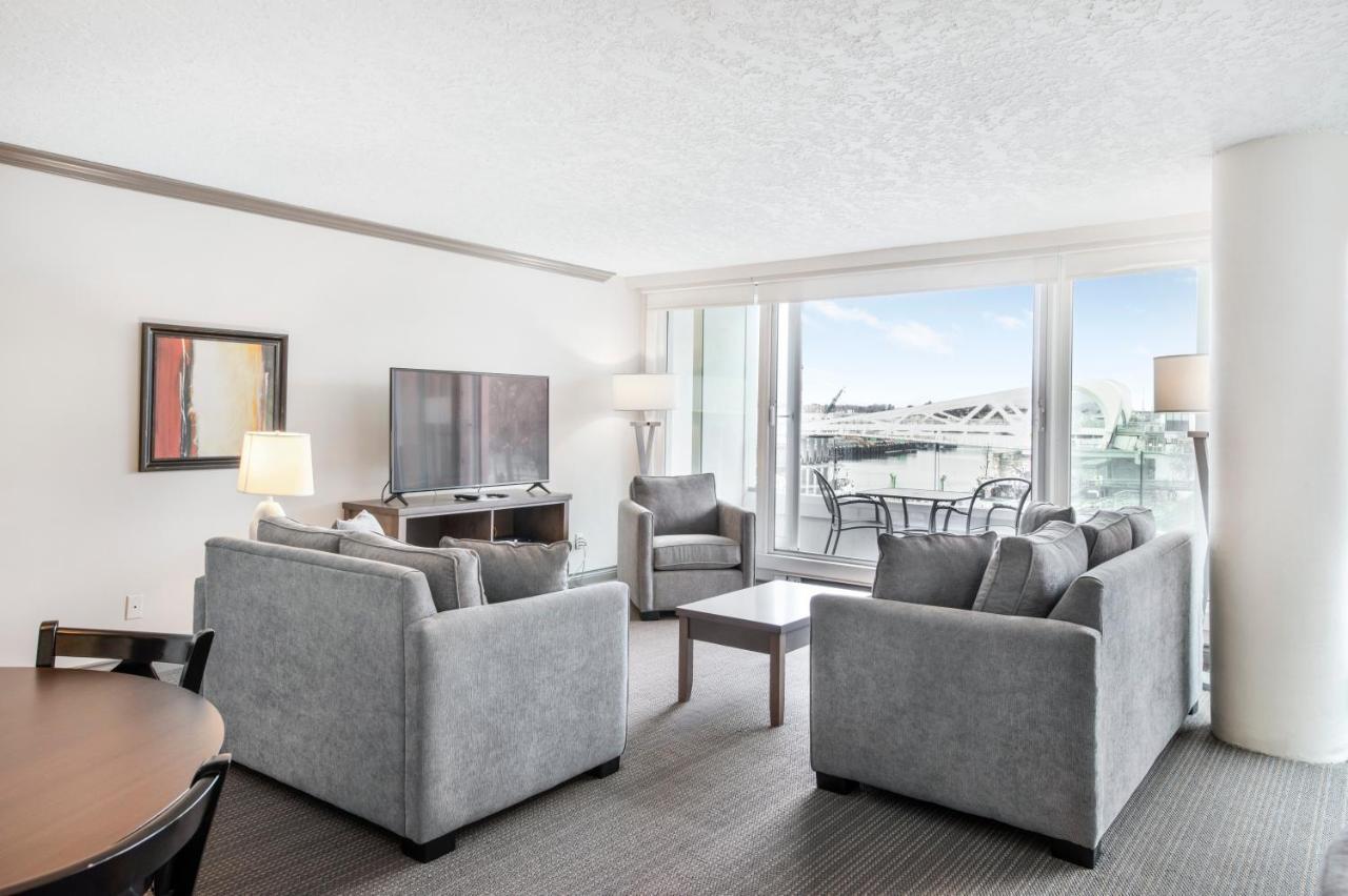 Victoria Regent Waterfront Hotel & Suites Ngoại thất bức ảnh