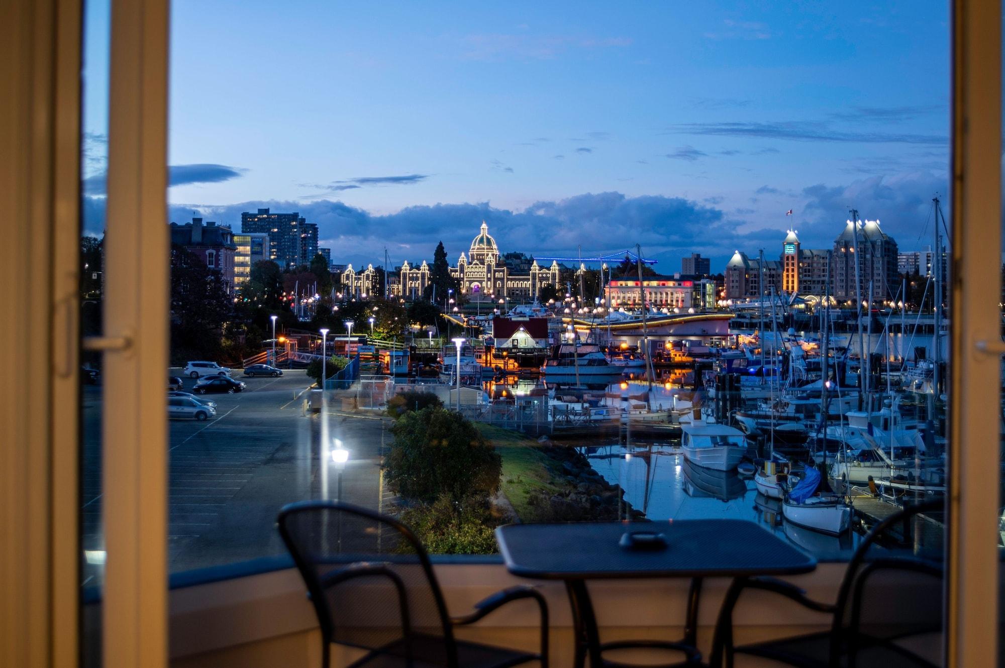 Victoria Regent Waterfront Hotel & Suites Ngoại thất bức ảnh