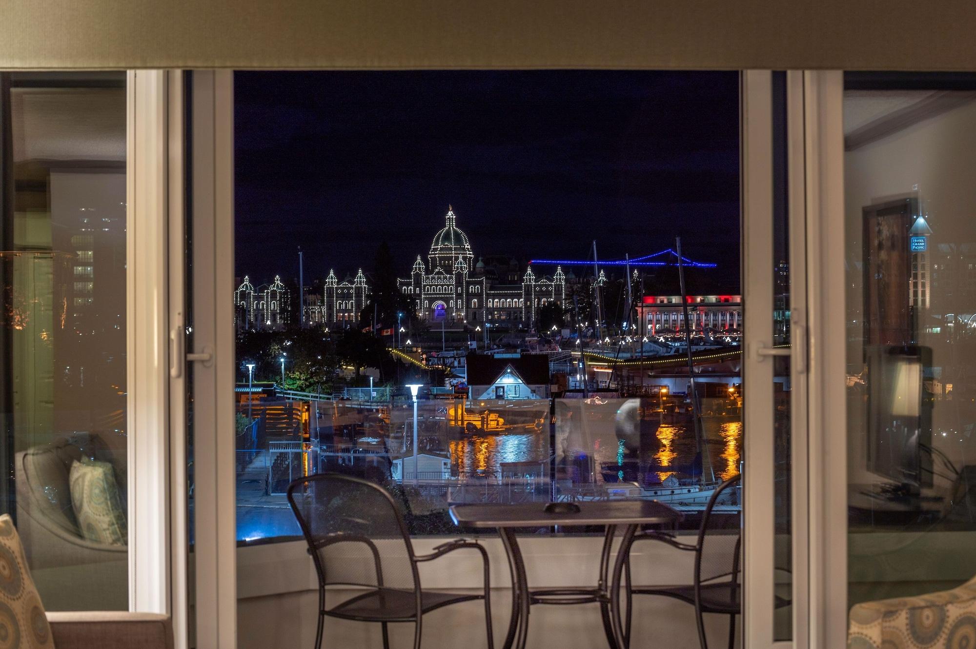 Victoria Regent Waterfront Hotel & Suites Ngoại thất bức ảnh